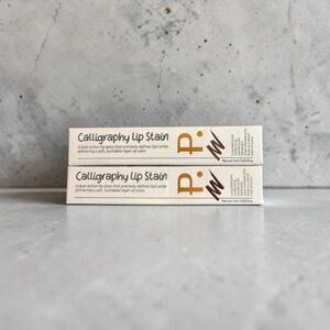 2 Calligraphy Lip Stains